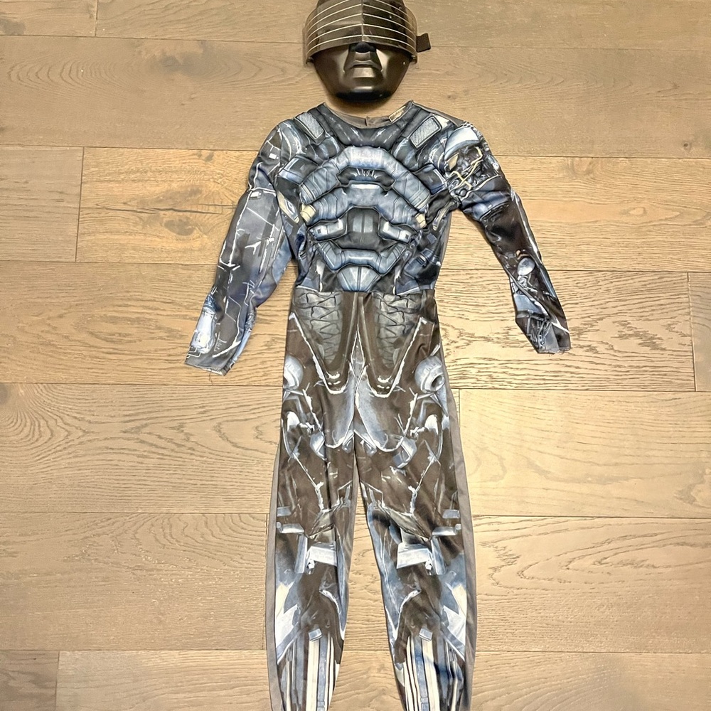 Kids transformer costume sz 5 EUC retail $79